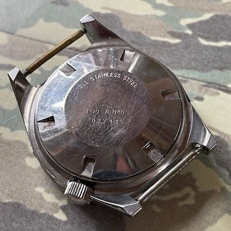 Astree Watch 1000m Squale MRP Dodane case back