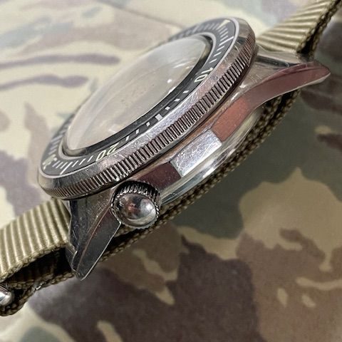 DEESSE Dodane Squale 100 atmos quartz crown