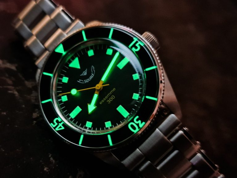 Squale Essemme 300 lume shot